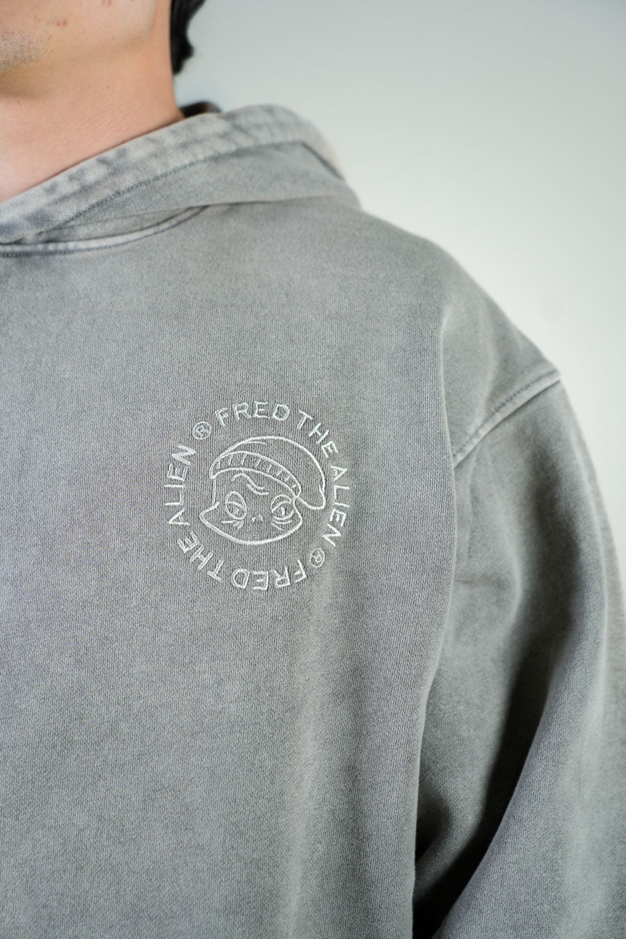 Hoodie Gris Deslavada Gramaje 420 Marca "MFGO"