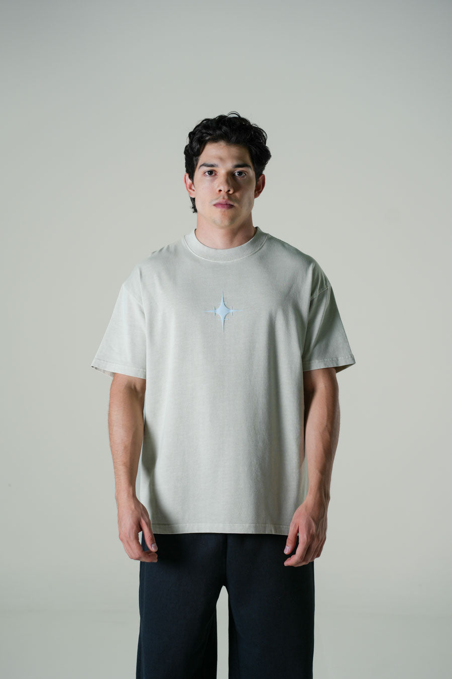 Playera Semi Oversize Hueso Gramaje 260 Marca "ASTROLIFE"
