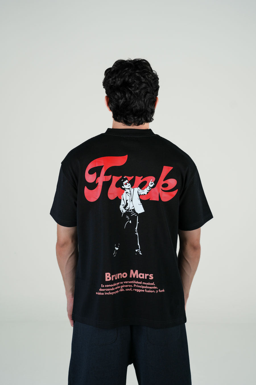 Playera Semi Oversize Negra Gramaje 305 Marca "4.40"