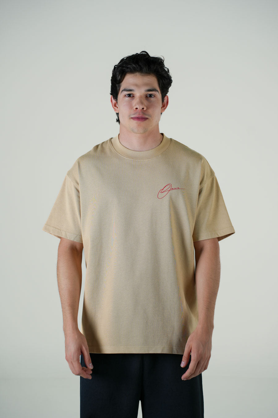 Playera Semi Oversize Khaki Gramaje 305 Marca "ODD LAWZ"