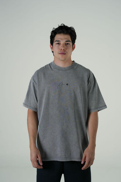 Playera Semi Oversize Gris Gramaje 260 Marca "ODD LAWZ"