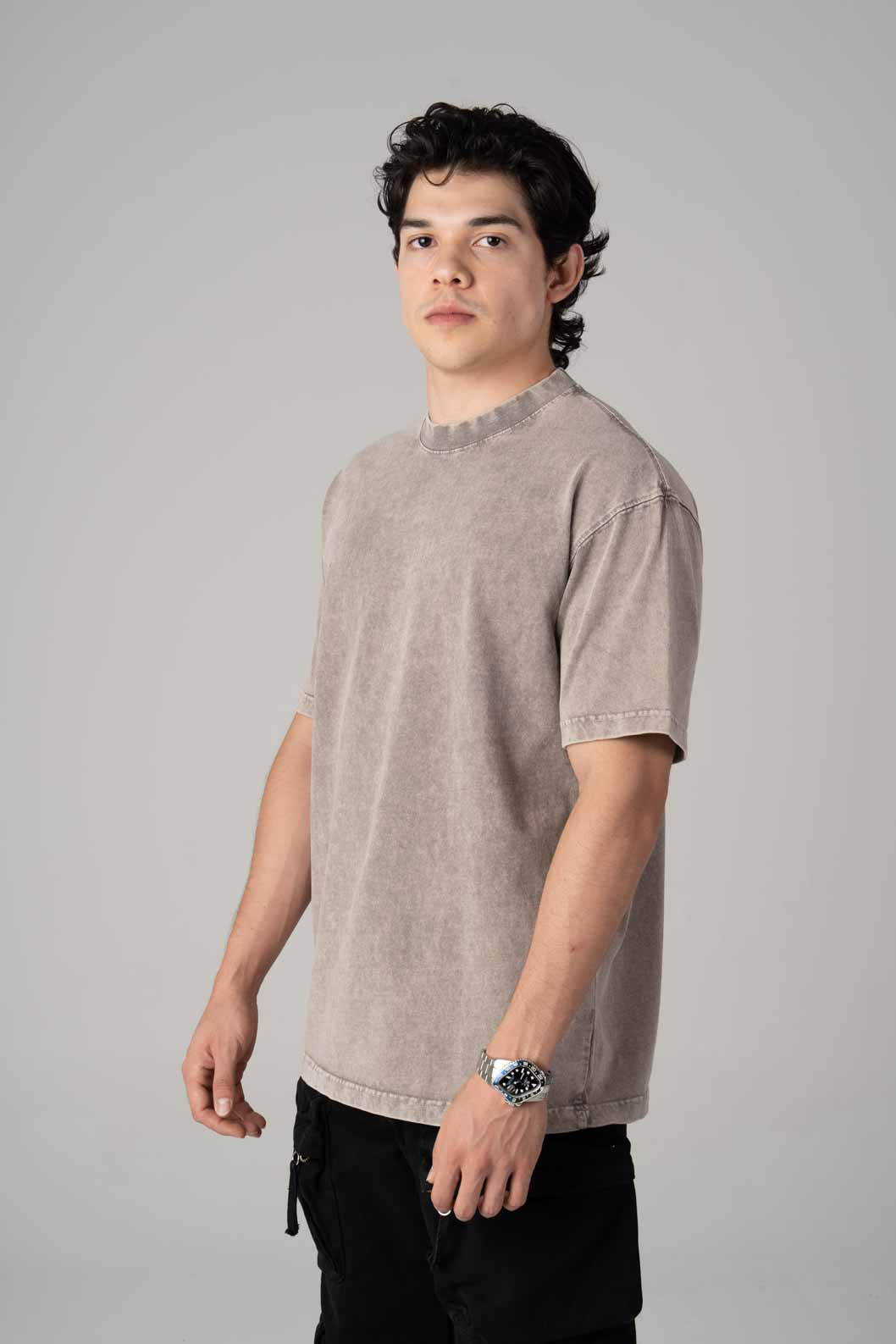 Playera Semi Oversize Acid Wash Gris Gramaje 250 Summer Co.