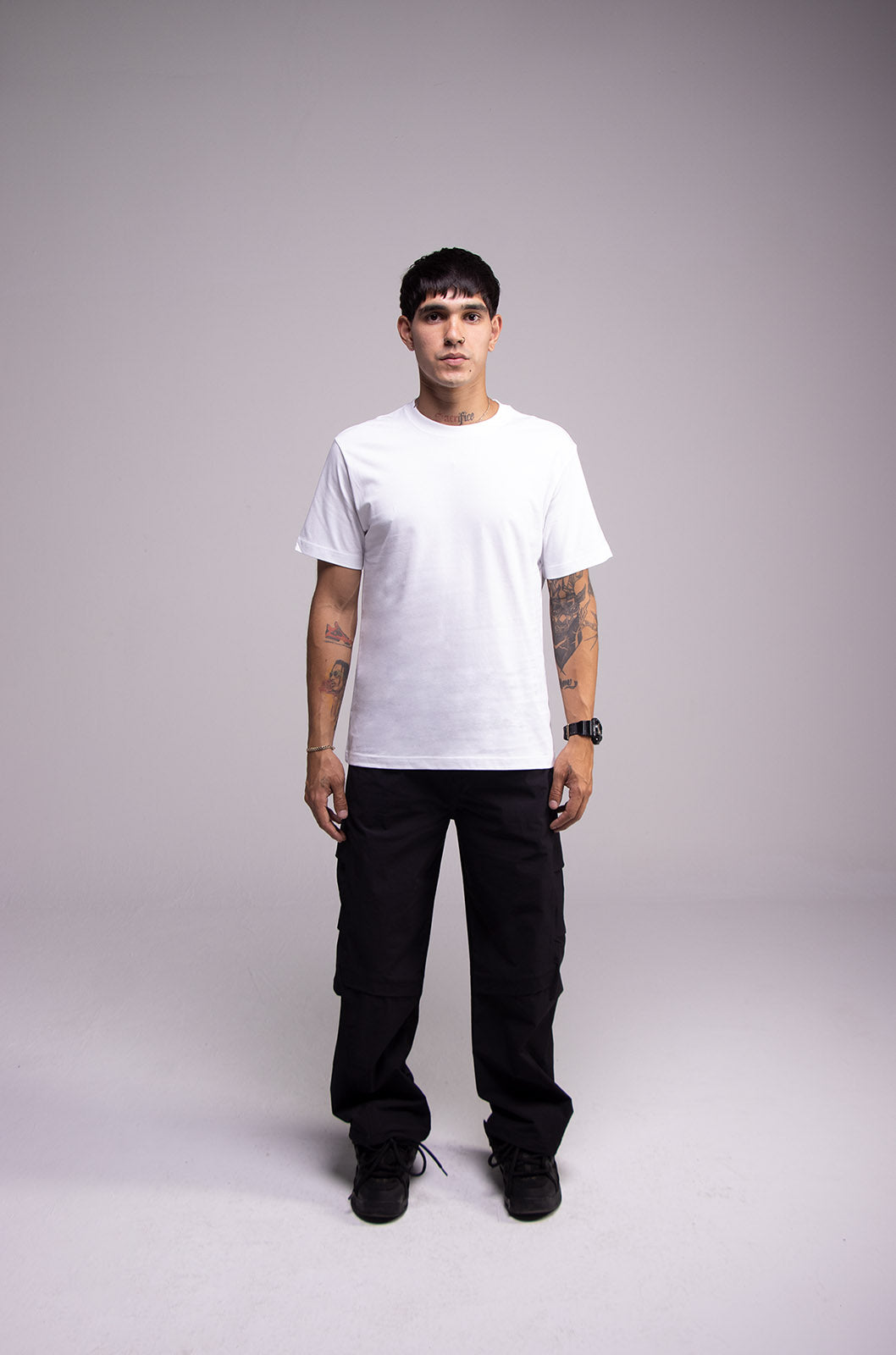 Playera Blanca Slim Fit 200 GSM