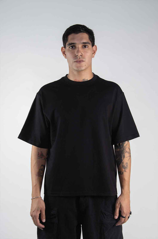 Playera Boxy Fit Negra 320 Gsm