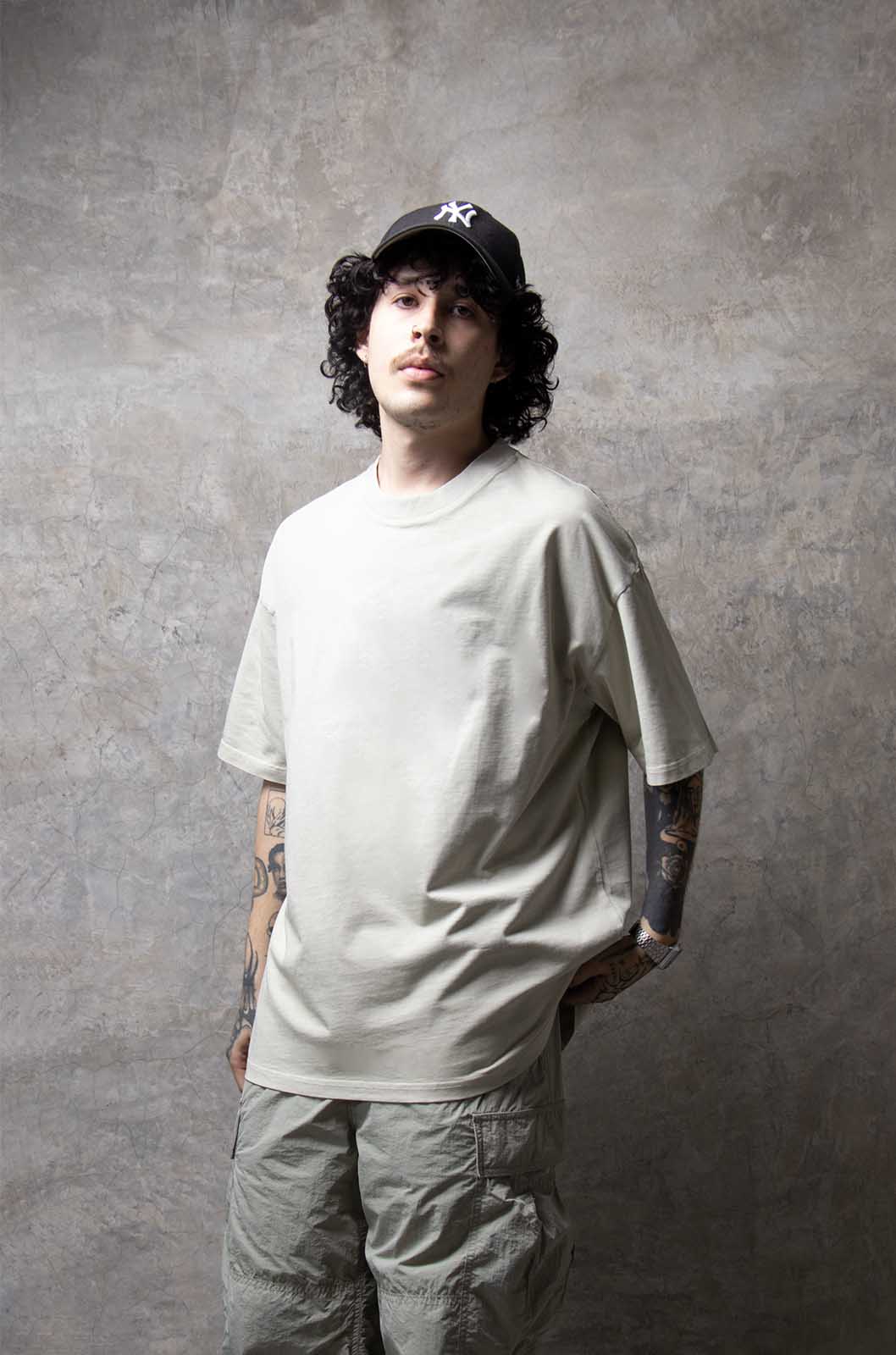 Playera Semi Oversize Acid Wash Hueso Gramaje 260