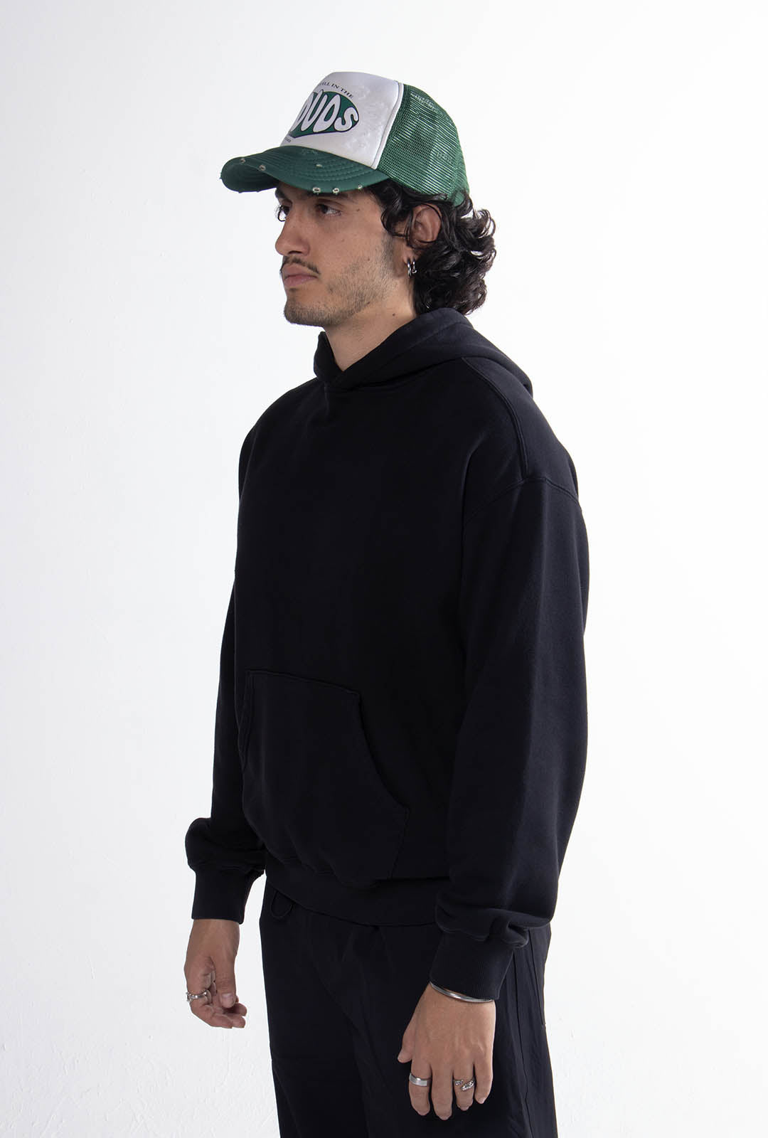 Hoodie Semi Oversize Soft Wash Negra French Terry 420 Gsm