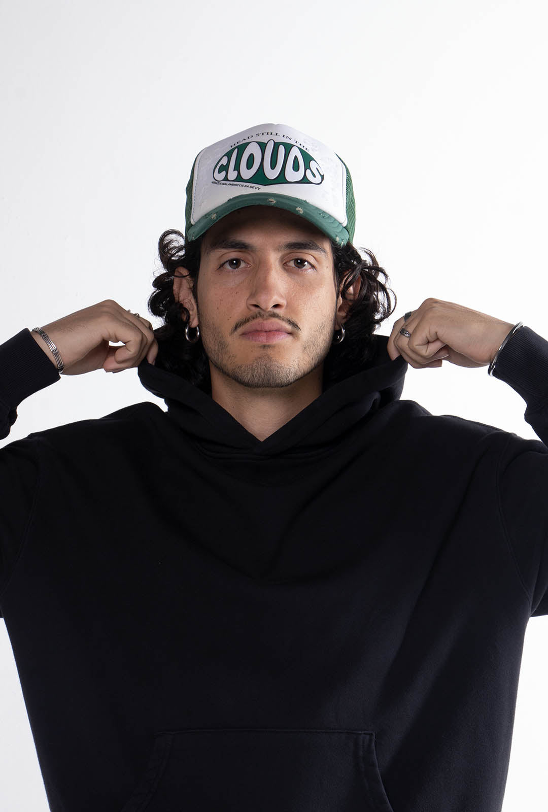 Hoodie Semi Oversize Soft Wash Negra French Terry 420 Gsm