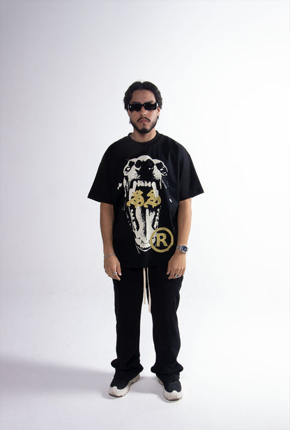 Playera "Ethernal Hunger" 305 Gsm Negra