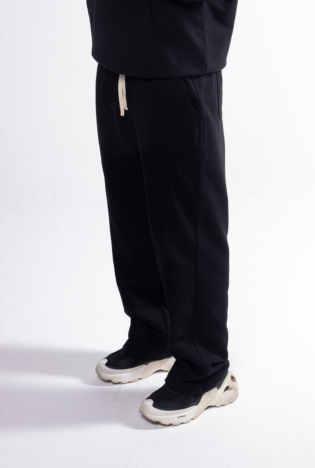 Quarter Zipper Black Tracksuit
