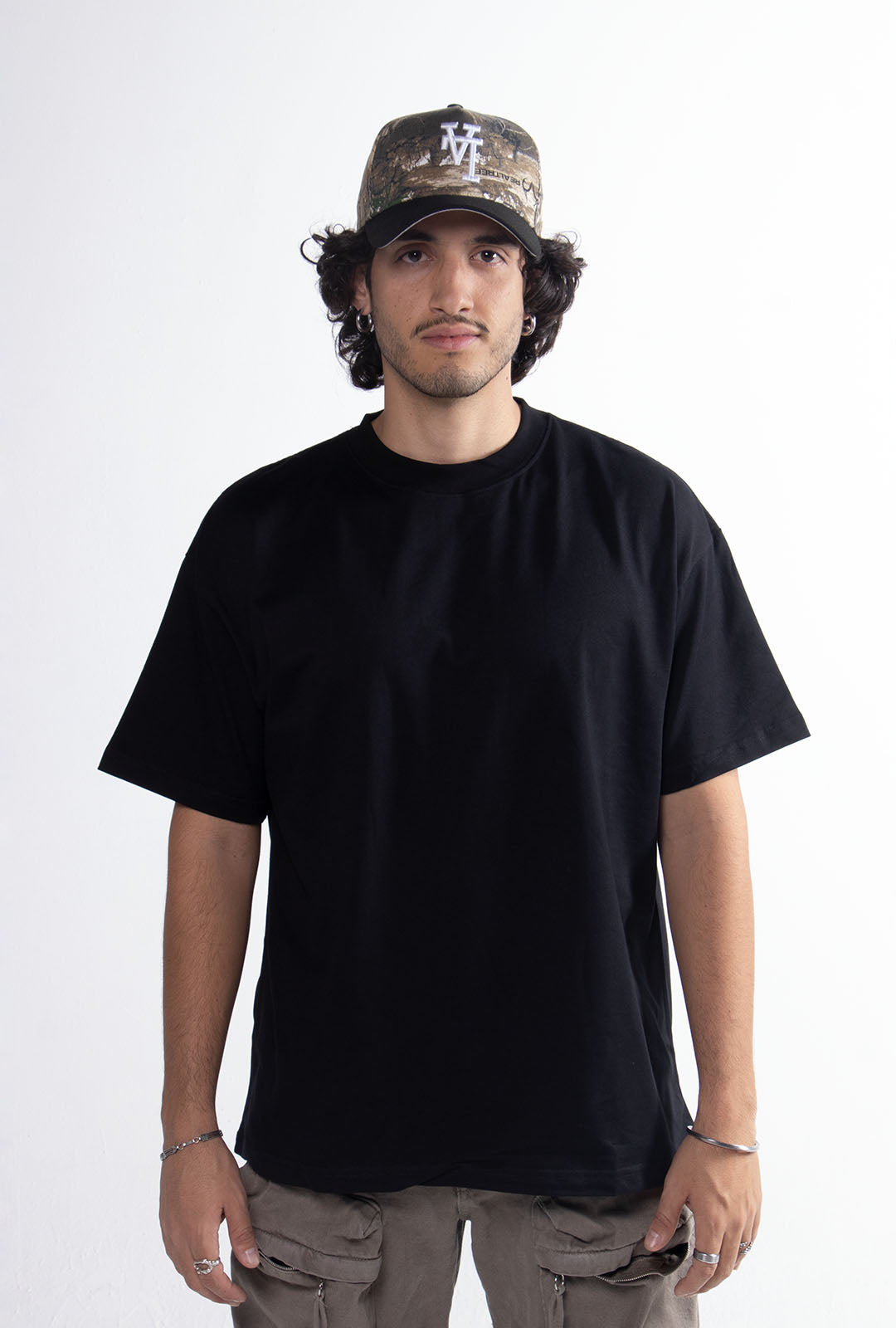 Playera Semi Oversize Negra Gramaje 305