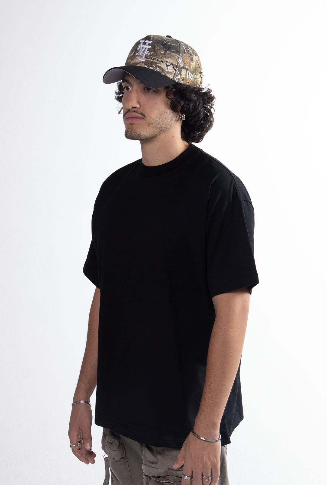 Playera Semi Oversize Negra Gramaje 305